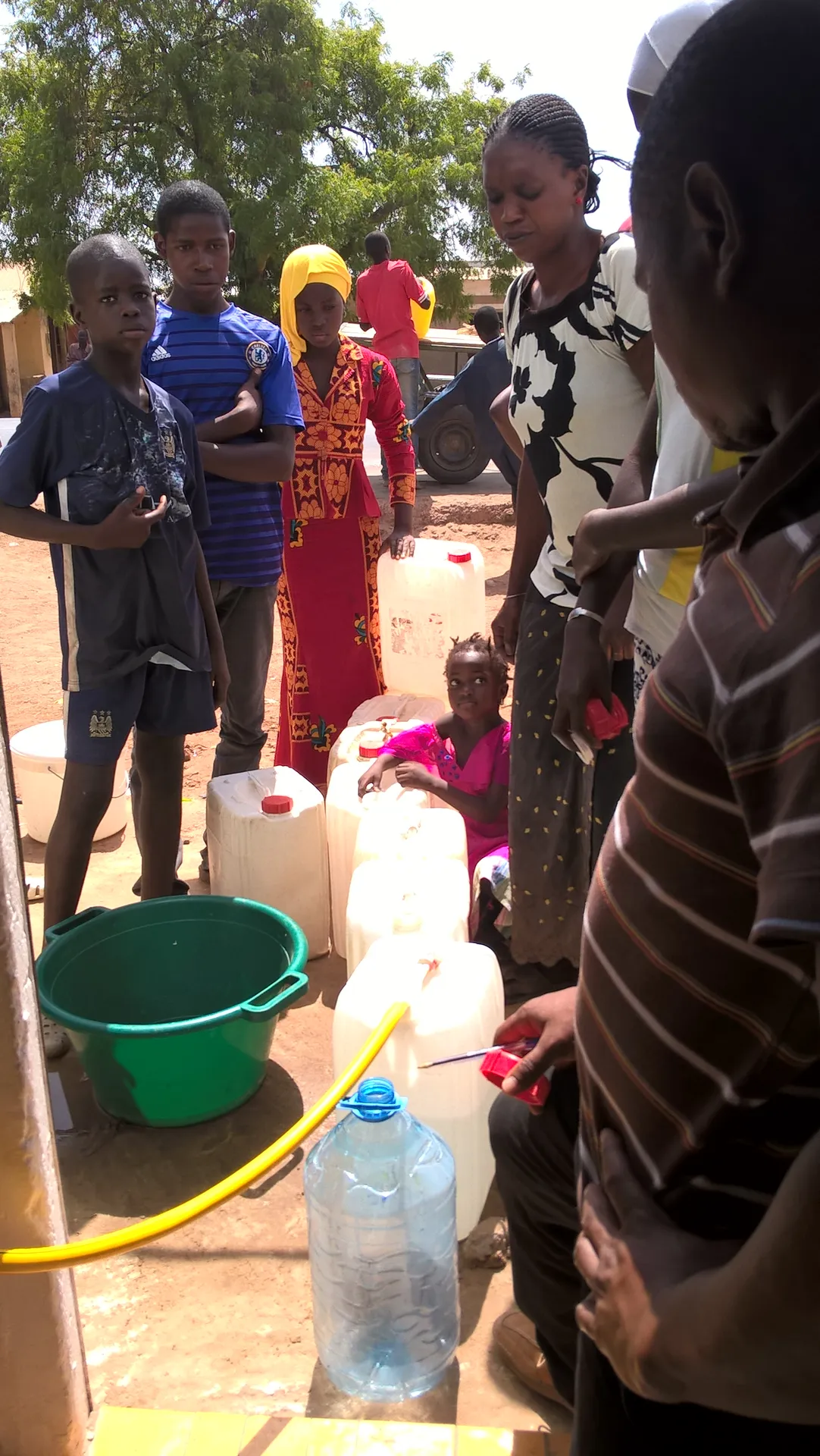 Collecte d'eau potable en Afrique